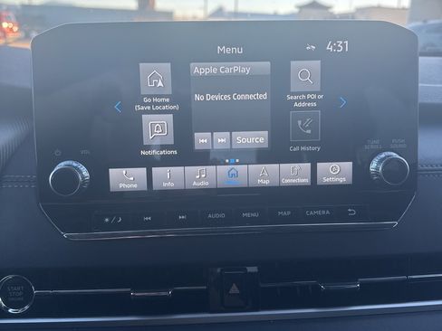 Used 2024 Mitsubishi Outlander SE image 12