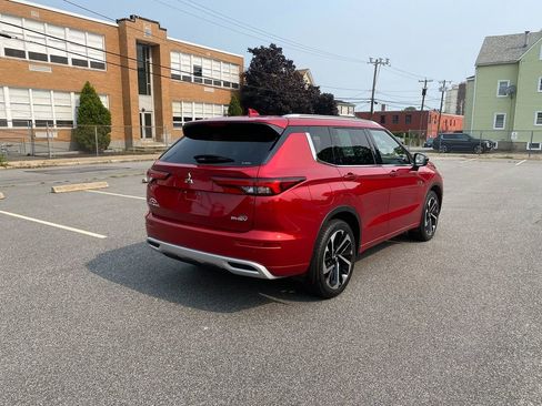 Used 2023 Mitsubishi Outlander SEL image 5