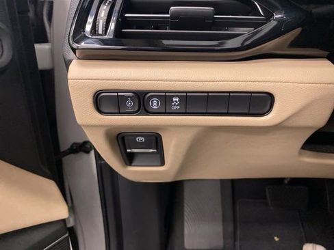 Used 2023 Acura MDX SH-AWD image 18