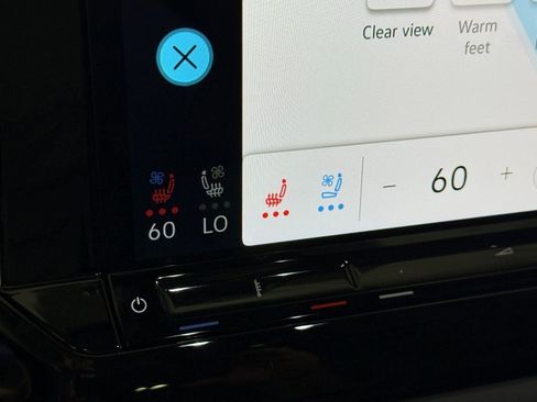 Used 2024 Volkswagen Atlas SEL image 30