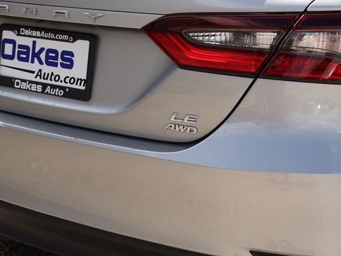 Used 2022 Toyota Camry LE AWD/4WD image 8