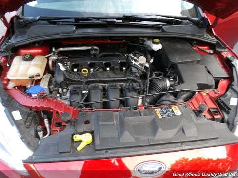 Used 2018 Ford Focus SE FWD image 23