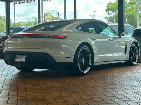 Used 2024 Porsche Taycan image 14