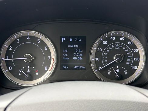 Used 2020 Hyundai Venue SE image 21