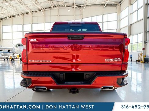 Used 2023 Chevrolet Silverado 1500 High Country w/ Z71 Off-Road Package image 30