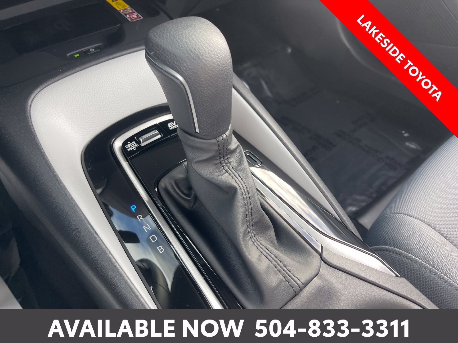 Certified 2026 Toyota Corolla SE w/ SE Premium Package FWD image 29