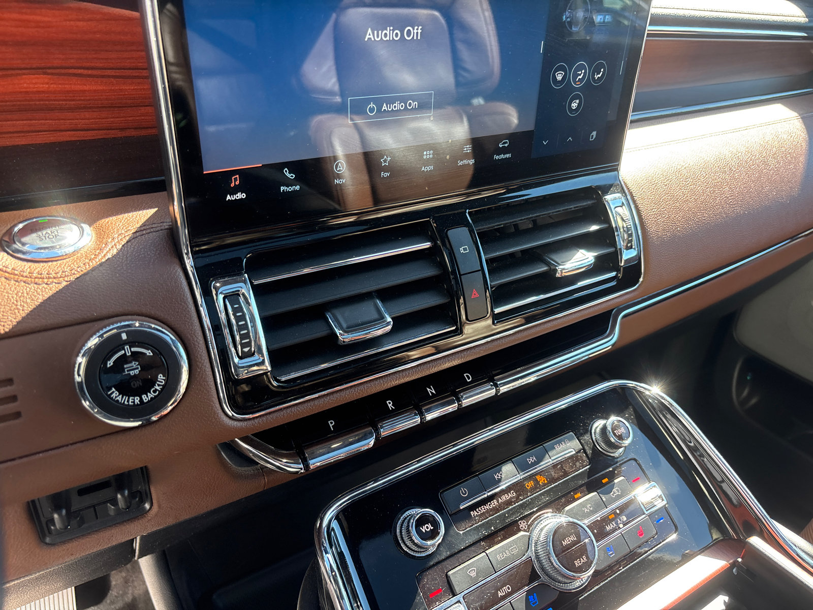 Certified 2022 Lincoln Navigator Reserve AWD/4WD image 20