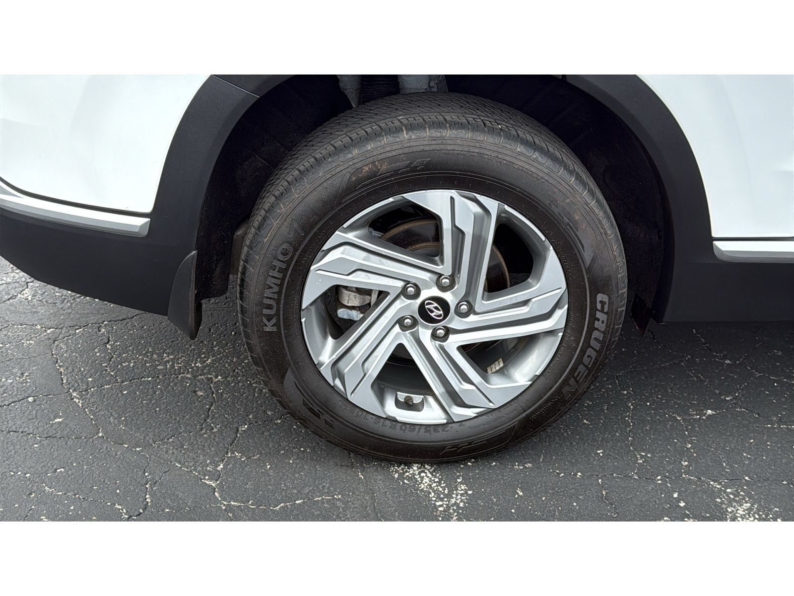 Used 2023 Hyundai Santa Fe SEL w/ Premium Package AWD/4WD image 13
