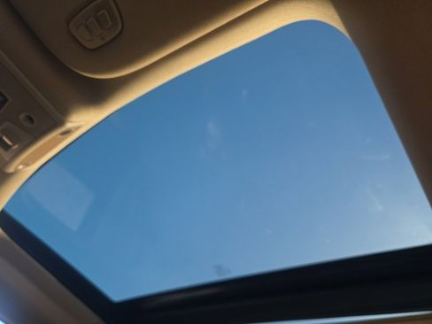 Used 2018 Ford F250 Lariat w/ Chrome Package image 24