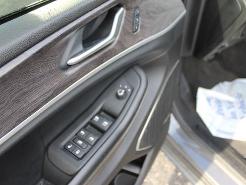 Used 2022 Jeep Grand Cherokee L Limited w/ MOPAR Finishing Package AWD/4WD image 21