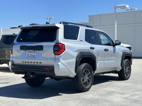 Certified 2026 Toyota 4Runner SR5 AWD/4WD image 3