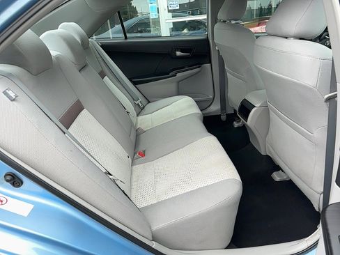 Used 2012 Toyota Camry L FWD image 18