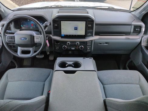 Used 2025 Ford F150 XLT w/ Equipment Group 301A Standard image 15