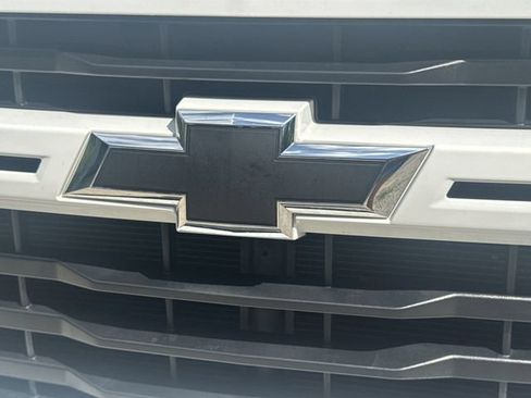 Certified 2024 Chevrolet Silverado 2500 Custom w/ Custom Value Package AWD/4WD image 31
