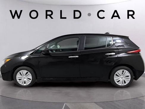 Used 2025 Nissan Leaf S FWD image 10