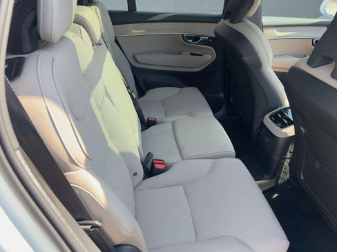 New 2026 Volvo XC90 T8 Plus w/ Protection Package Premier image 29