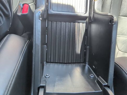 Used 2020 Honda CR-V Touring image 27
