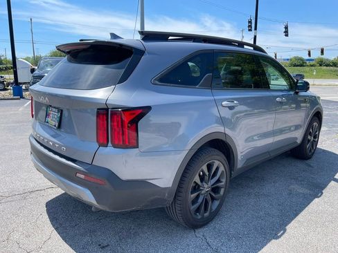 Used 2022 Kia Sorento SX Prestige w/ Rust Color Package AWD/4WD image 3
