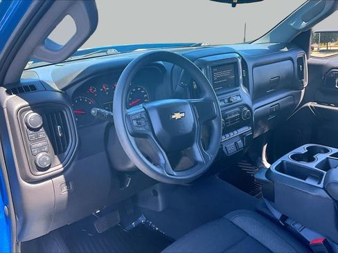 Used 2023 Chevrolet Silverado 1500 Custom AWD/4WD image 17