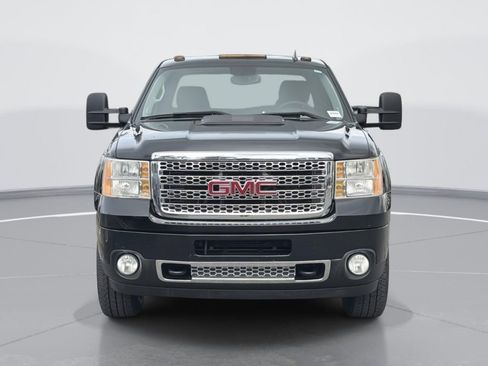 Used 2013 GMC Sierra 3500 Denali w/ Suspension Package, Off-Road image 2