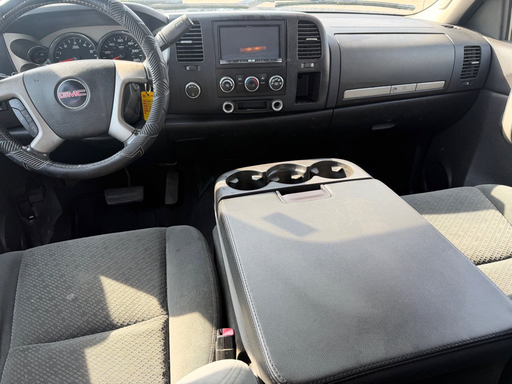 Used 2008 GMC Sierra 3500 SLE AWD/4WD image 10