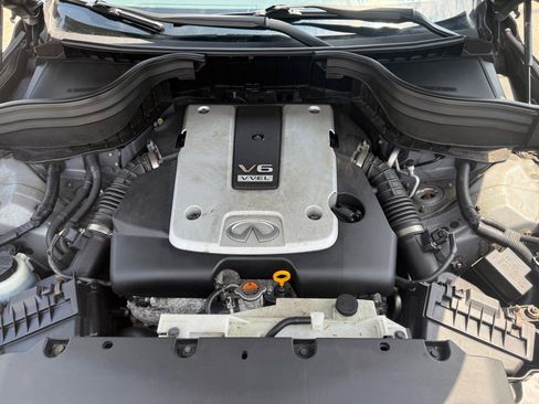 Used 2017 INFINITI QX50 AWD w/ Premium Plus Package image 16