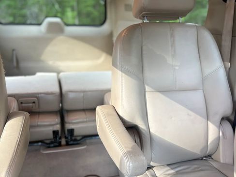 Used 2007 GMC Yukon XL Denali AWD/4WD image 27