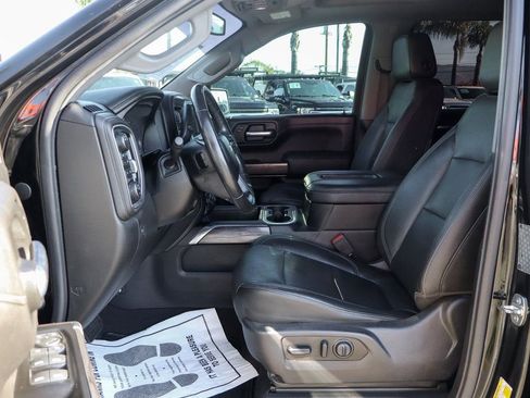 Used 2019 Chevrolet Silverado 1500 LTZ w/ LTZ Plus Package AWD/4WD image 17