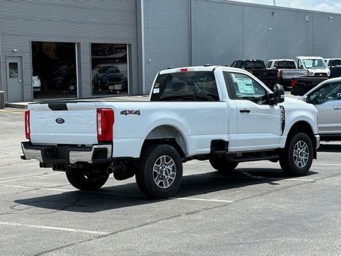 New 2025 Ford F350 XLT image 6