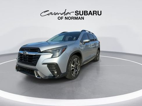 Used 2023 Subaru Ascent Touring AWD/4WD image 3