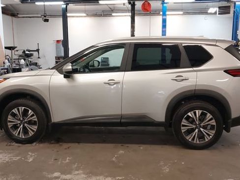 Used 2023 Nissan Rogue SV w/ SV Premium B Package AWD/4WD image 44