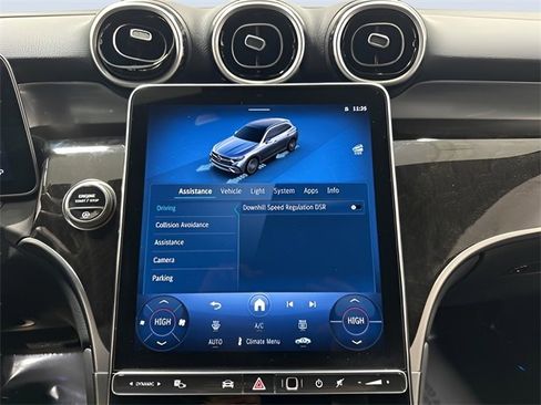 Used 2025 Mercedes-Benz GLC 300 4MATIC image 22