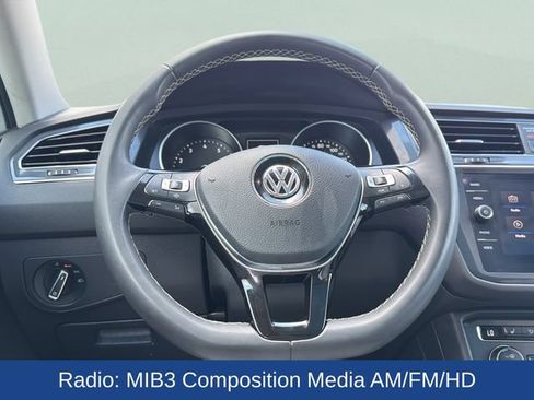 Used 2021 Volkswagen Tiguan SE w/ Panoramic Sunroof Package AWD/4WD image 8