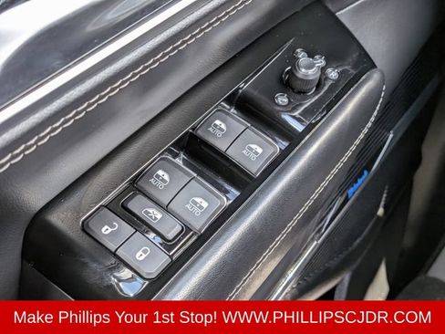 Used 2022 Jeep Grand Wagoneer Series I AWD/4WD image 23
