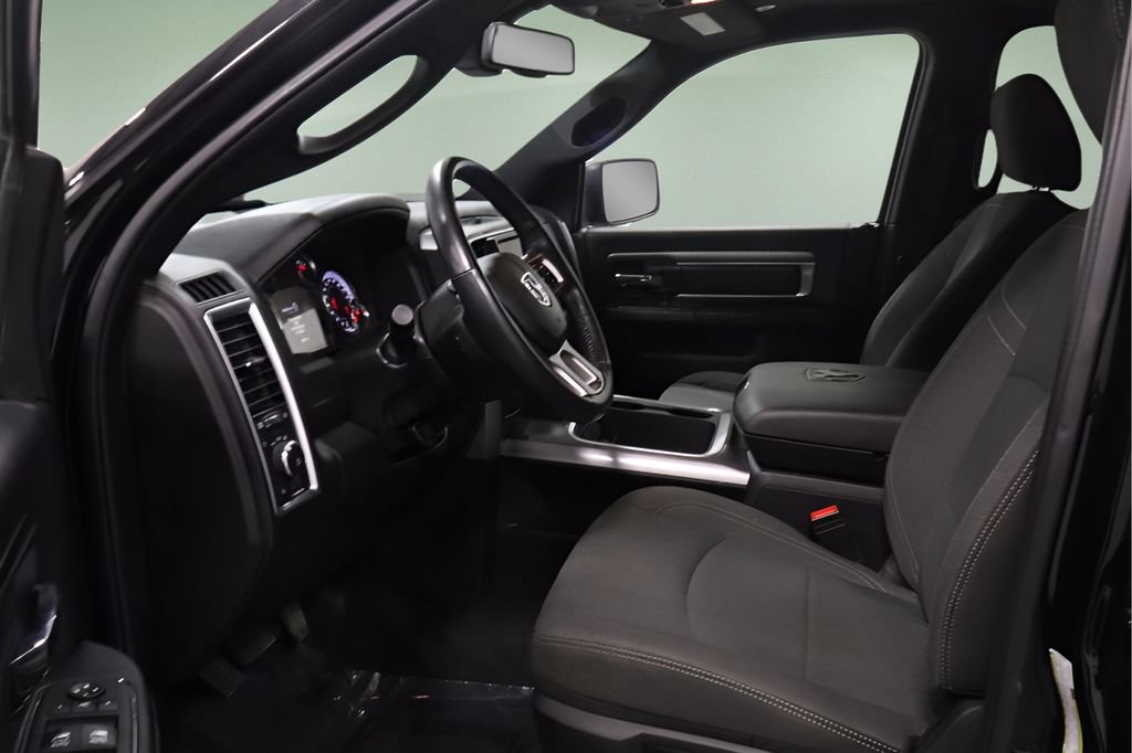Used 2023 RAM 1500 Warlock AWD/4WD image 11