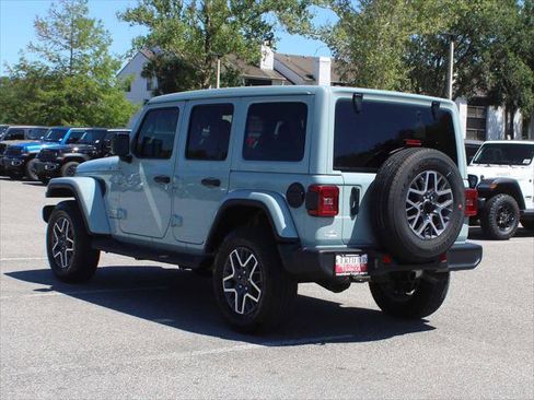 Certified 2024 Jeep Wrangler Unlimited Sahara AWD/4WD image 5