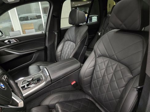 Used 2024 BMW X5 xDrive40i image 19