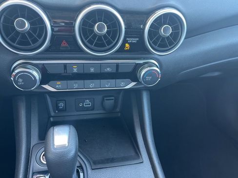 Used 2024 Nissan Sentra S FWD image 17