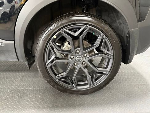 Used 2026 Nissan Kicks SR w/ SR Premium Package AWD/4WD image 7
