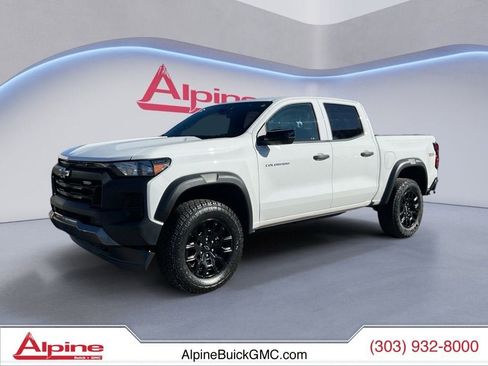 Used 2024 Chevrolet Colorado Trail Boss w/ Advanced Trailering Package image 1