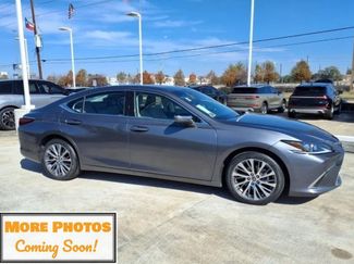 Used 2021 Lexus ES 250 w/ Premium Package video 1