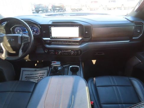 Used 2024 Chevrolet Silverado 1500 High Country AWD/4WD image 28