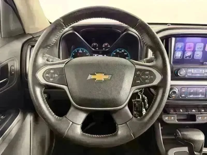 Used 2015 Chevrolet Colorado LT w/ Luxury Package RWD image 19