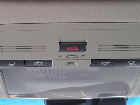 Used 2013 Lexus IS 350C w/ Luxury Pkg image 27