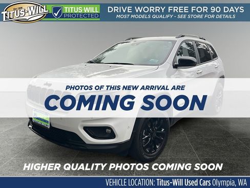 Used 2023 Jeep Cherokee Altitude Lux AWD/4WD image 2