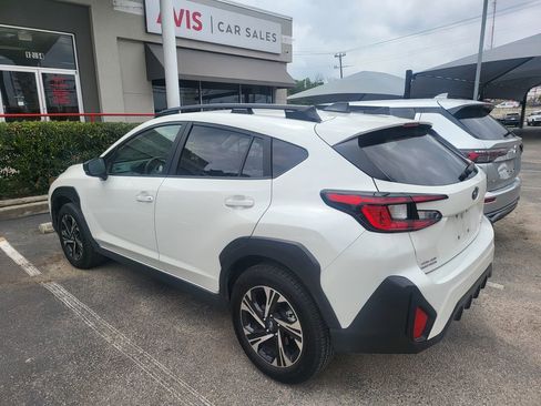 Used 2025 Subaru Crosstrek 2.0i Premium image 7
