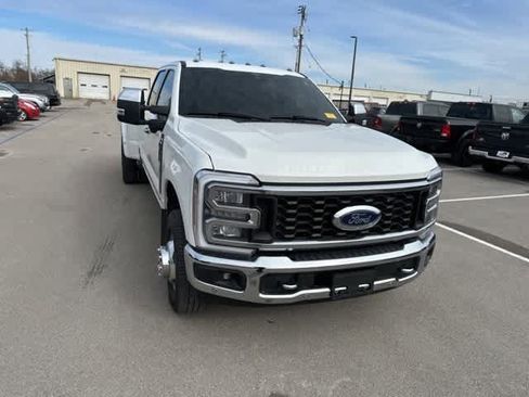 Used 2024 Ford F350 King Ranch w/ Chrome Package image 33