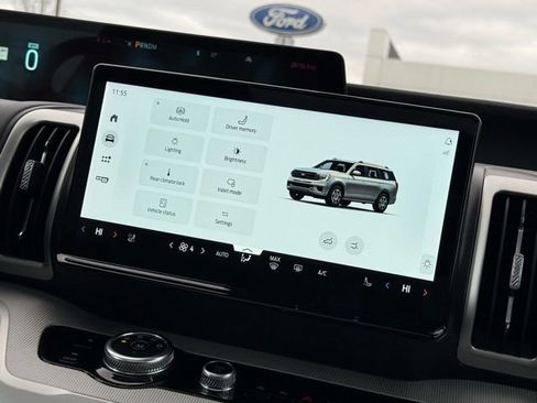 Used 2025 Ford Expedition Max Active image 32