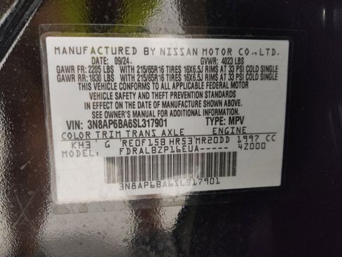 Used 2025 Nissan Kicks S FWD image 33