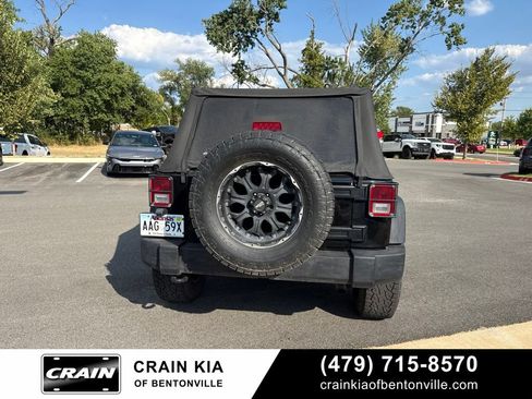 Used 2012 Jeep Wrangler Sport AWD/4WD image 8
